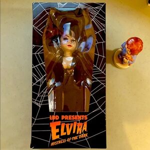 Living Dead Dolls Elvira Mistress of the Dark